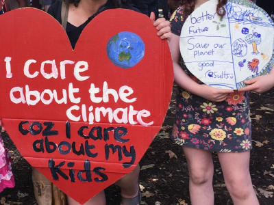 Image of a Heart poster with "I care about the climate coz I care about my kids"